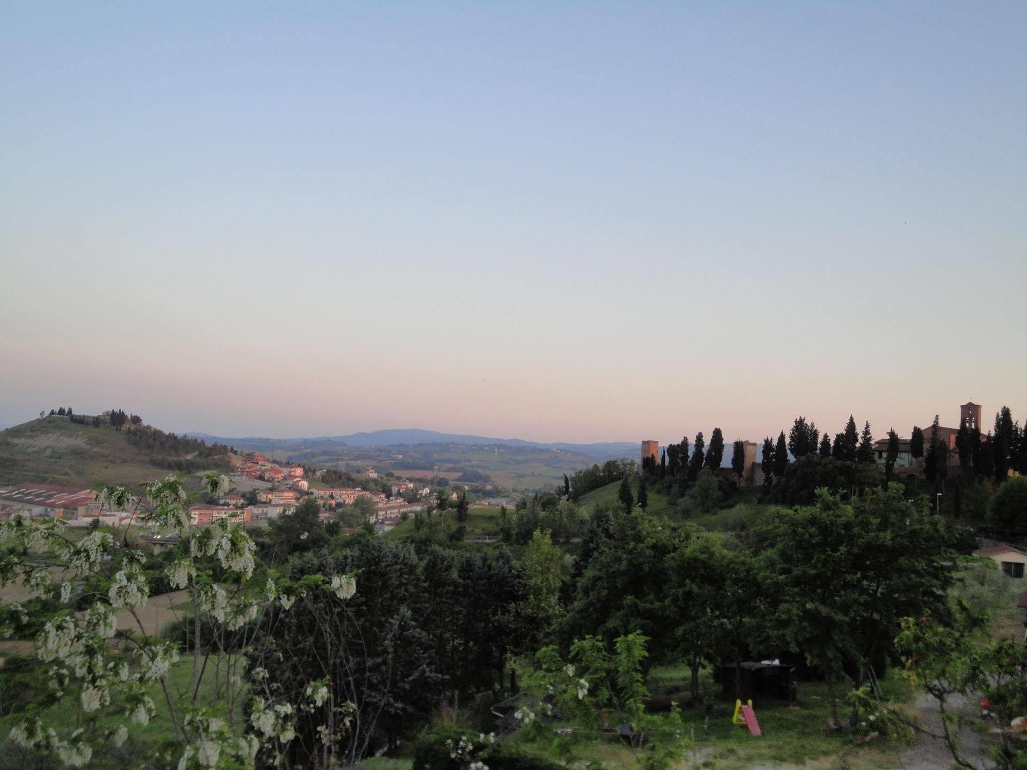 Albergo La Pieve Castelfiorentino Exterior photo