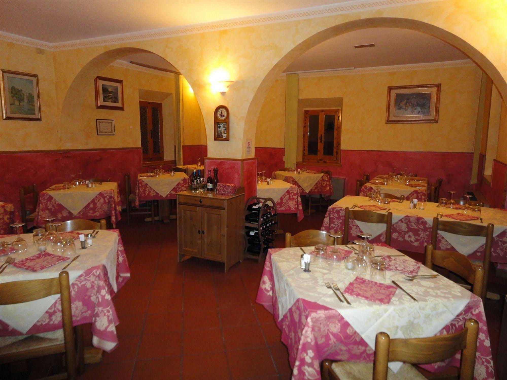 Albergo La Pieve Castelfiorentino Exterior photo